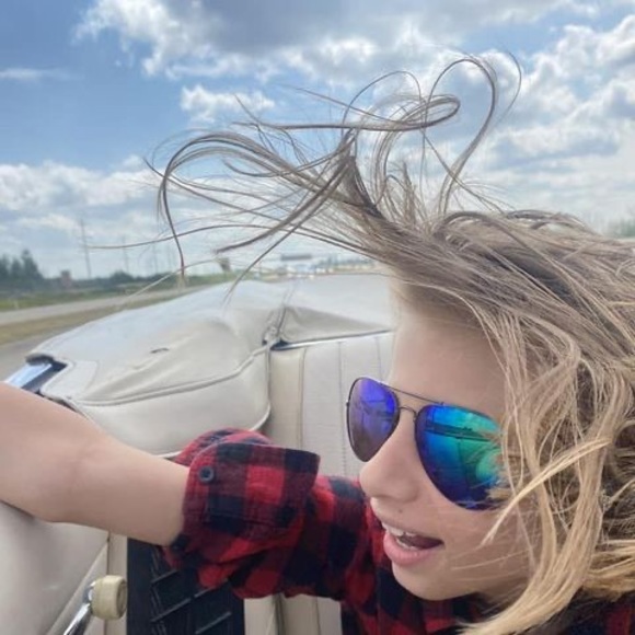 Meet your Posher, Chris - Picture 1 of 1